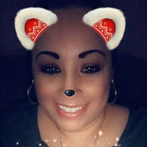 Meet your Posher, Myra